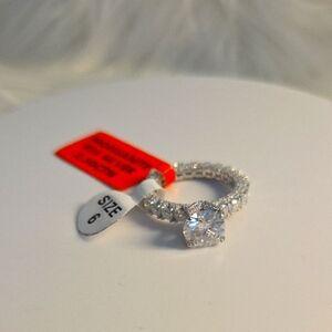 Elegant Silver Women's Ring